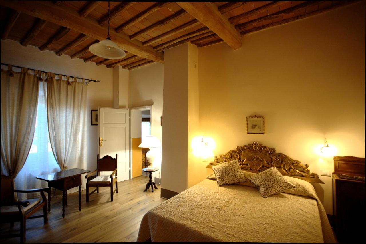 I Tre Poderi 1872 Bed & Breakfast Treggiaia Dış mekan fotoğraf