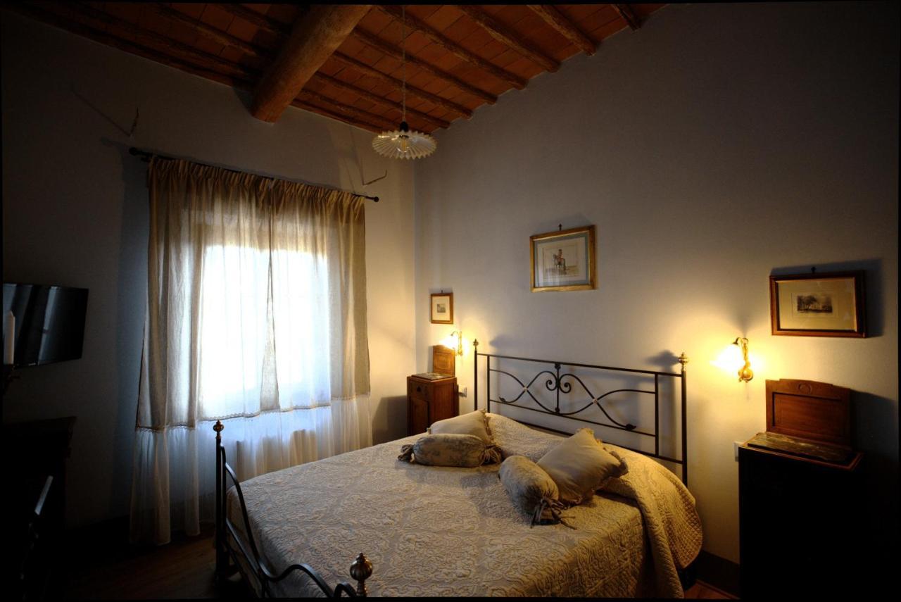 I Tre Poderi 1872 Bed & Breakfast Treggiaia Dış mekan fotoğraf