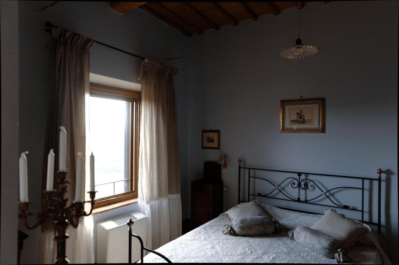 I Tre Poderi 1872 Bed & Breakfast Treggiaia Dış mekan fotoğraf