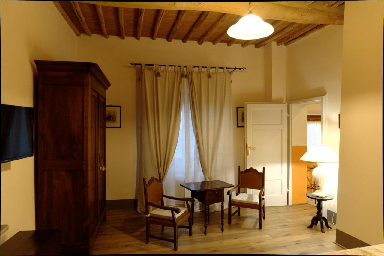 I Tre Poderi 1872 Bed & Breakfast Treggiaia Dış mekan fotoğraf