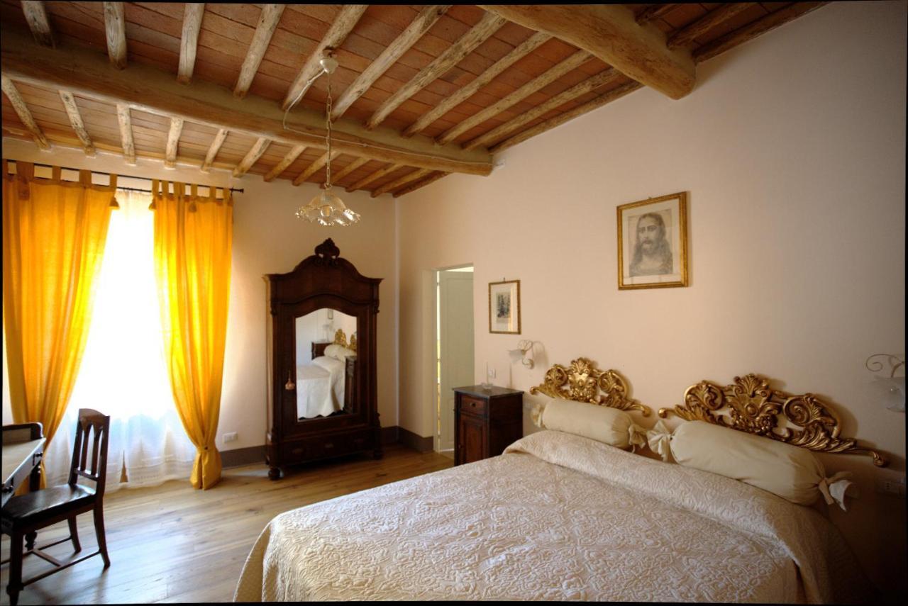 I Tre Poderi 1872 Bed & Breakfast Treggiaia Dış mekan fotoğraf